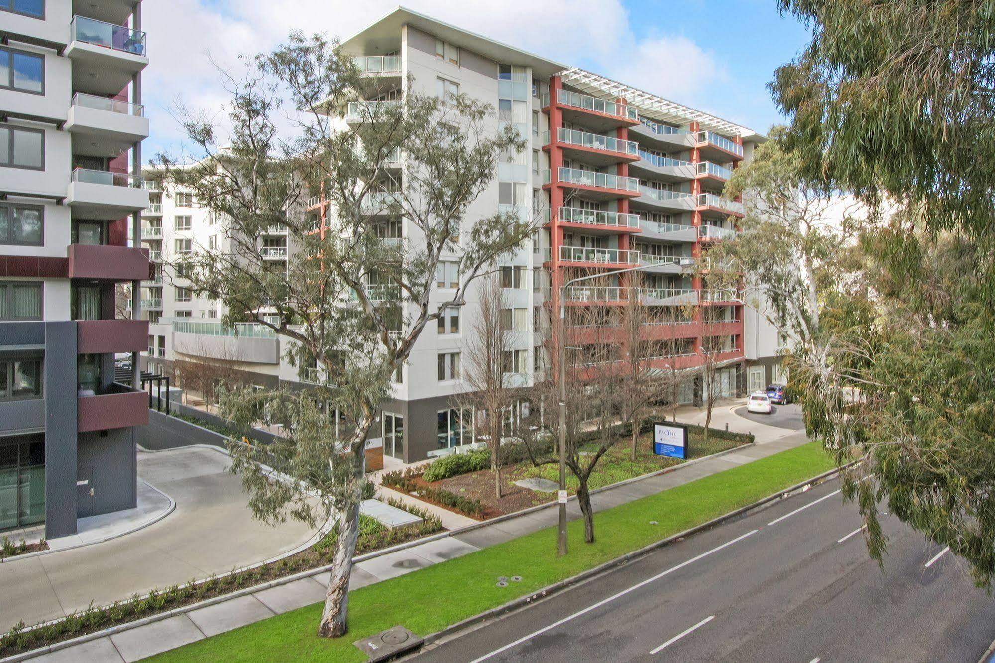 Pacific Suites Canberra Extérieur photo