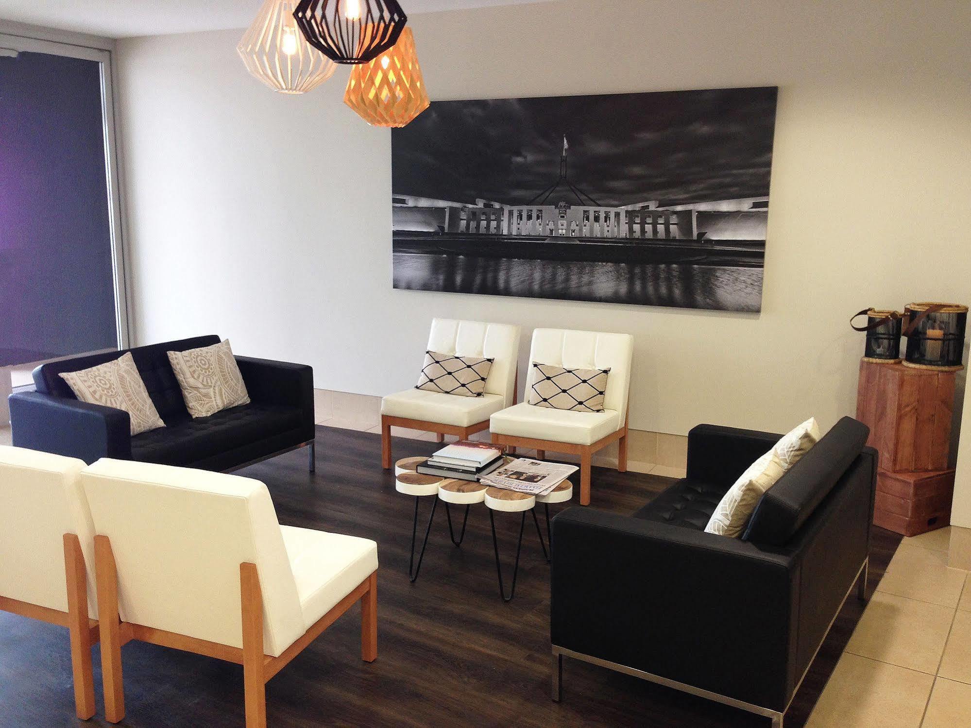Pacific Suites Canberra Extérieur photo
